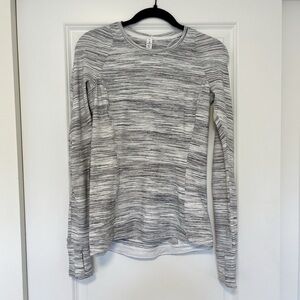 Lululemon Heather Grey Long Sleeve Top